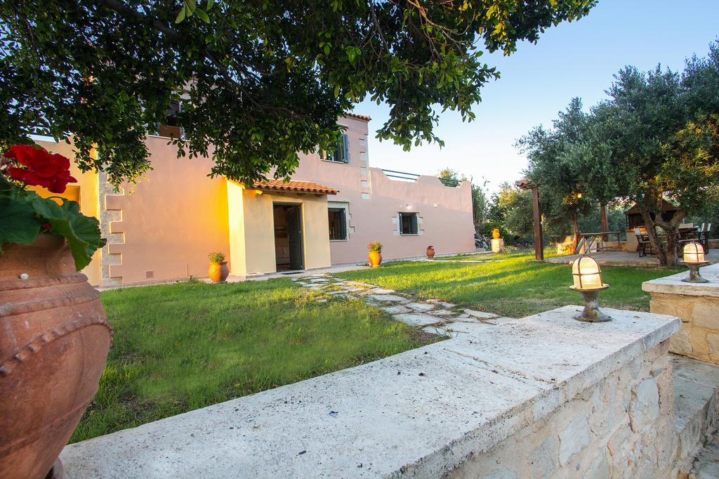 Villa Manoutsio Episkopi  Exterior photo